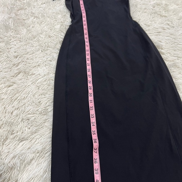 Lululemon Rather Be Gathered Dress - Size 4 - black - Picture 7 of 9